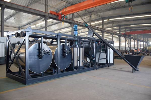 Discuss the characteristics of modified bitumen machine